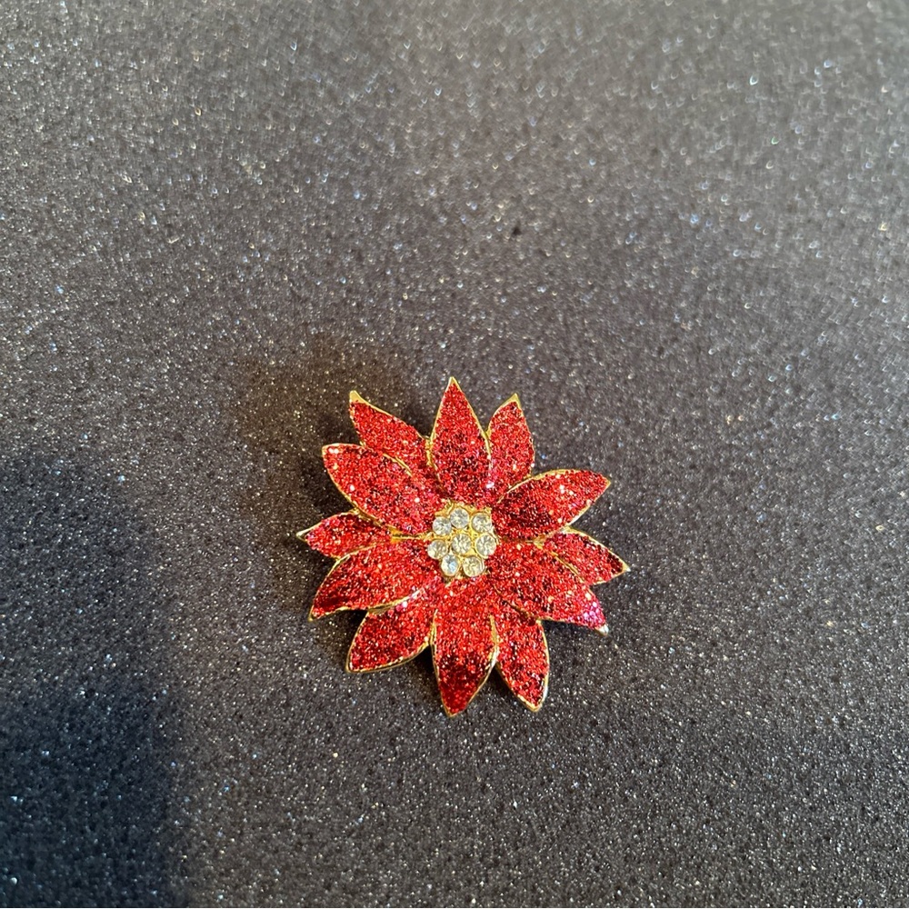 Christmas poinsetta flower  Brooch